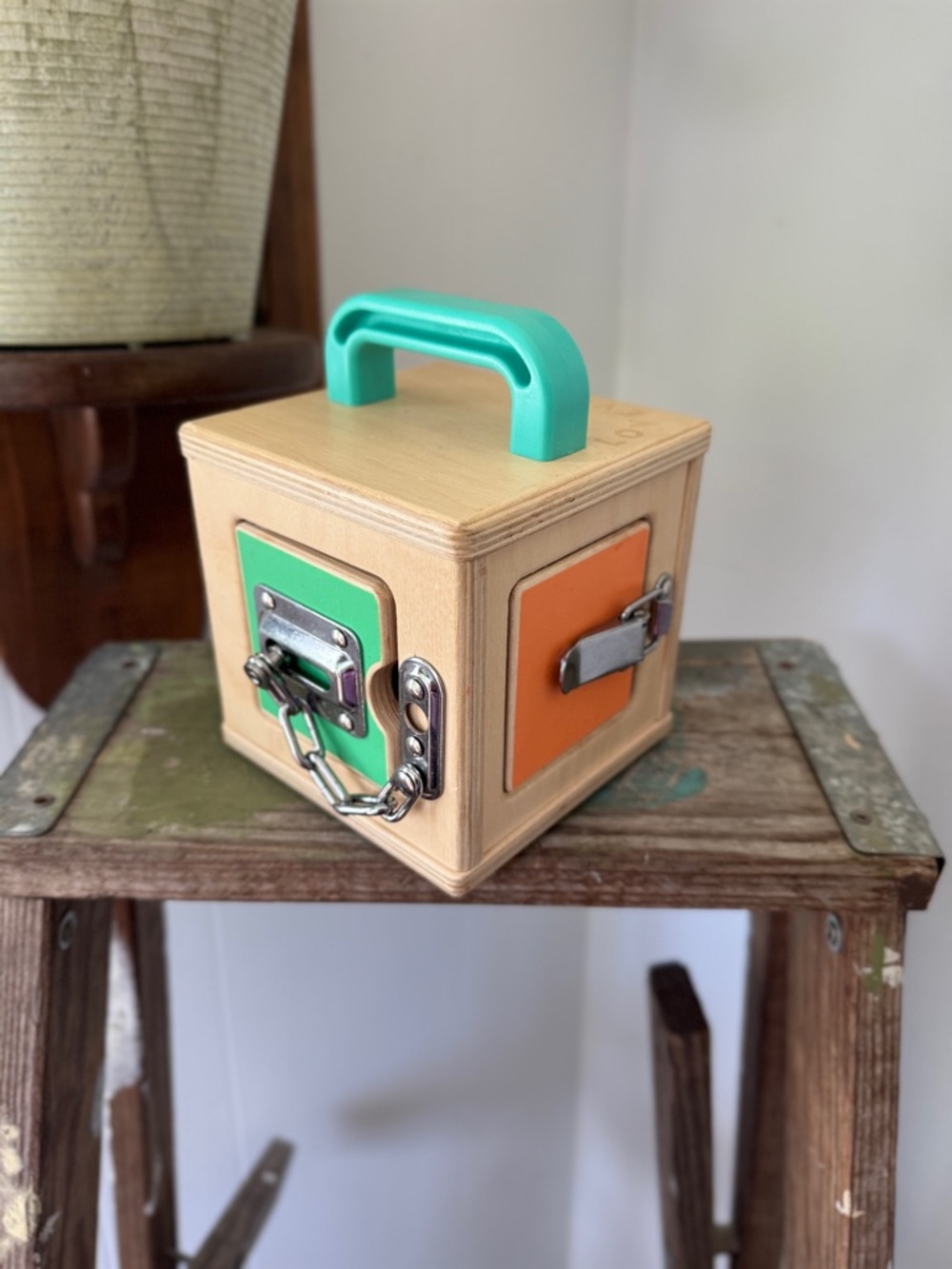 🔐✨ Lovevery Latch and Lock Lockbox Montessori Activity Toy The Realist Play Kit - Picture 3 of 8